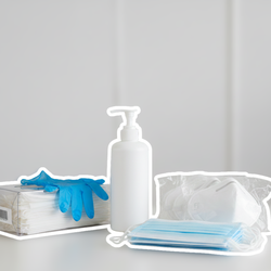 Pflegehilfsmittel wie Handschuhe Desinfektionsmittel und Masken für die häusliche Pflege | © PflegeBetreuer | unabhängige Pflegeberatung